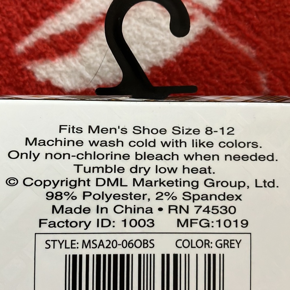 Black dog american flag socks NWT - Picture 3 of 3